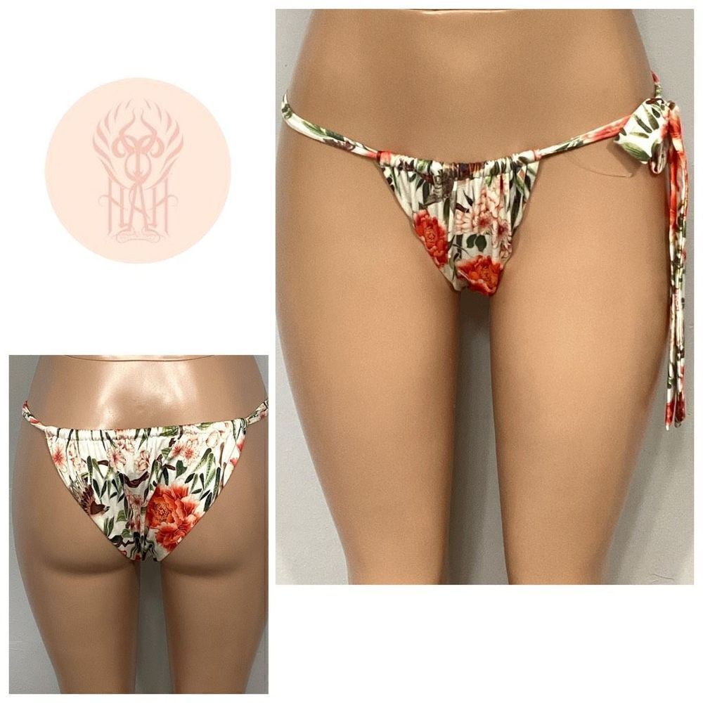 New. HOT AS HELL floral bikini bottom. NSRP $98. Small